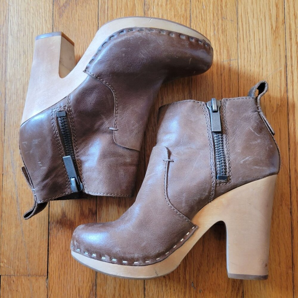 Dolce Vita 6.5 Brown Ankle Boots Booties Chunky Wood Heels ARLYNN‎